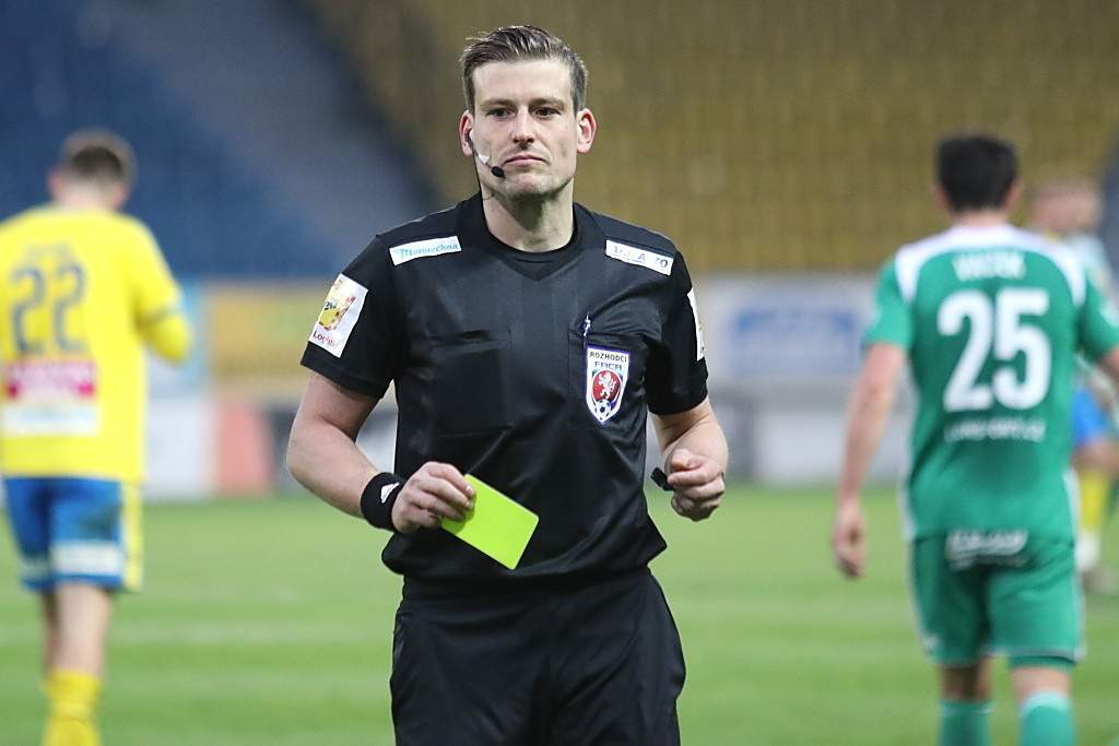 Fotbalový rozhodčí Tomáš Klíma.