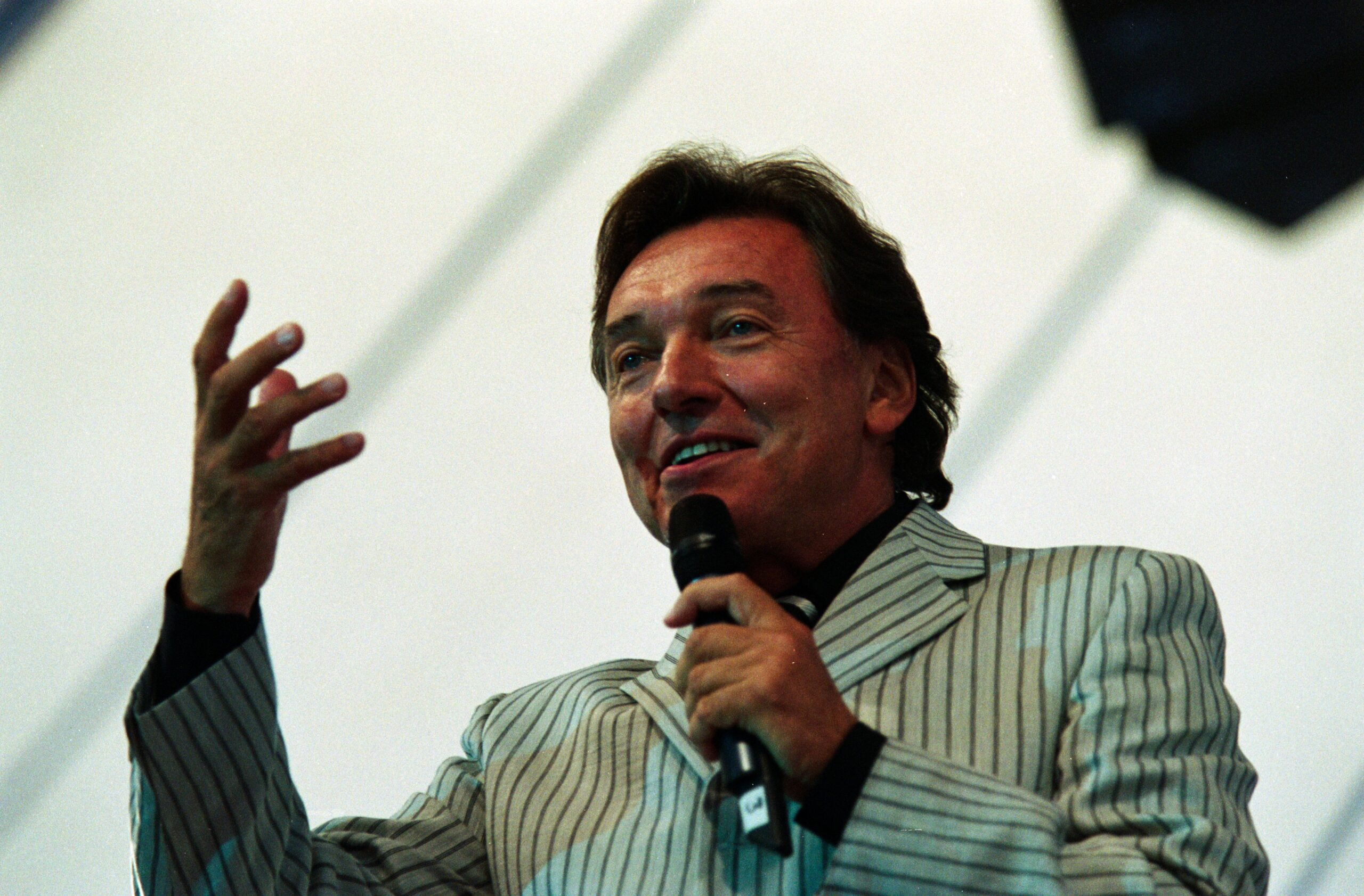 Karel Gott v roce 2000.
